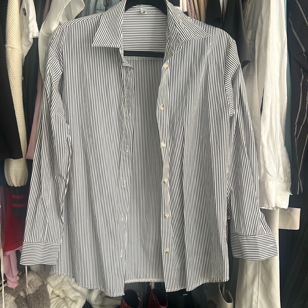 Black and white striped buttoned up shirt